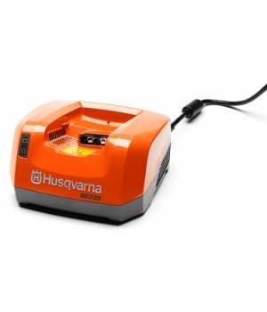 Зарядное устройство Husqvarna QC330